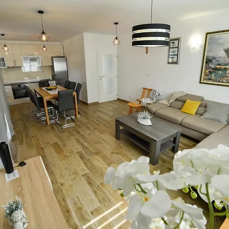 Mb Villa *