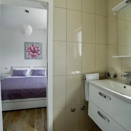 Mb Villa