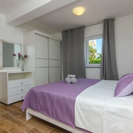 Mb Villa Razanj